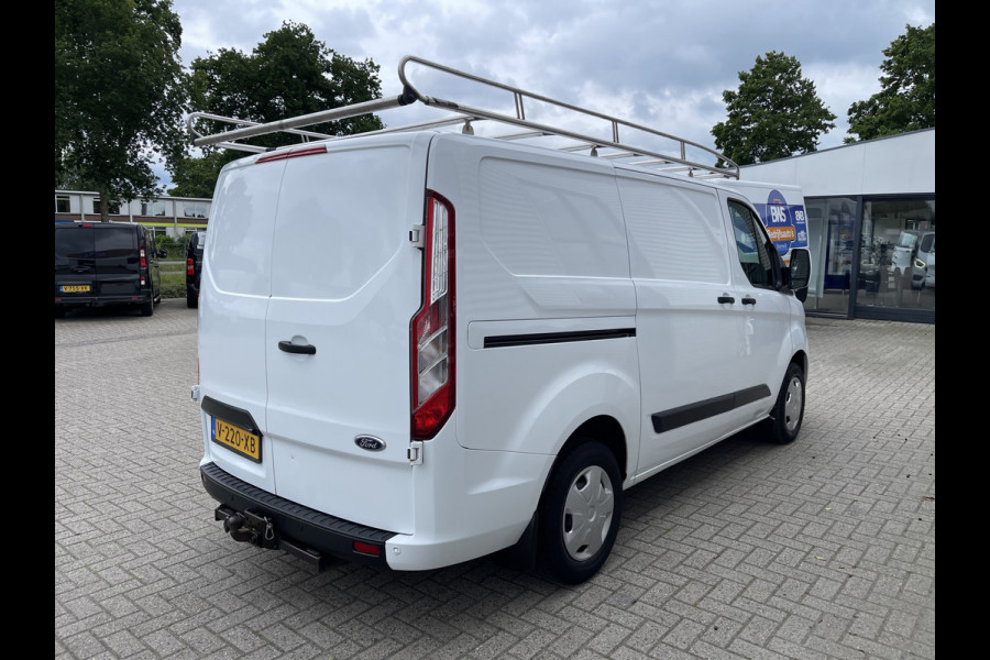 Ford Transit Custom 280 2.0 TDCI L1H1 Trend / vaste prijs rijklaar € 14.950 ex btw / euro 6 diesel / bpm vrij / lease vanaf € 252 / airco / cruise / navi / trekhaak / imperial / camera !