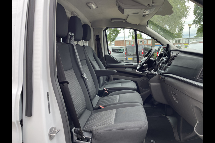 Ford Transit Custom 280 2.0 TDCI L1H1 Trend / vaste prijs rijklaar € 14.950 ex btw / euro 6 diesel / bpm vrij / lease vanaf € 252 / airco / cruise / navi / trekhaak / imperial / camera !