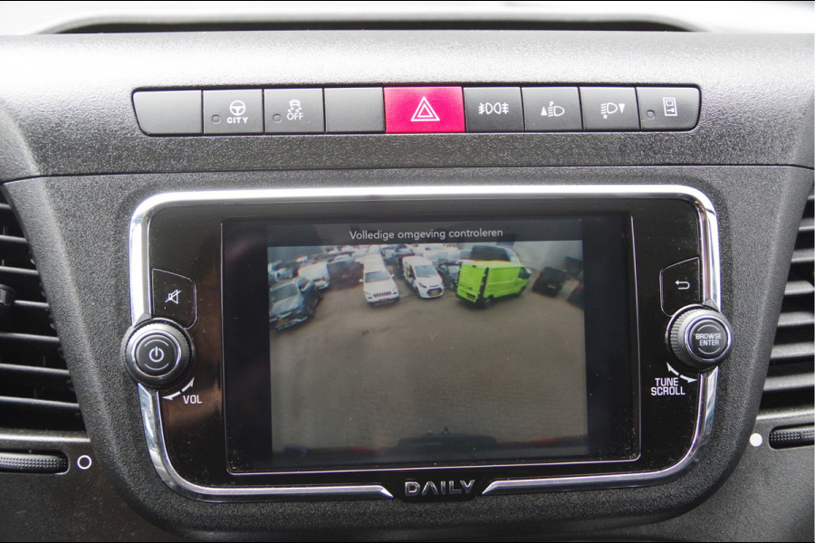 Iveco Daily 35S18HV 3.0 352L H3 180PK AUT. LED, 3.5T TREKHAAK, CAMERA, NAVI, CRUISE, CLIMA, NL AUTO, NAP