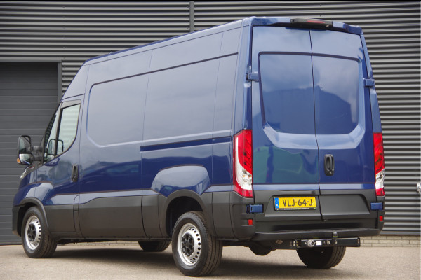 Iveco Daily 35S18HV 3.0 352L H3 180PK AUT. LED, 3.5T TREKHAAK, CAMERA, NAVI, CRUISE, CLIMA, NL AUTO, NAP