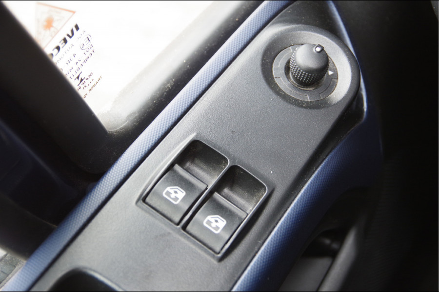Iveco Daily 35S18HV 3.0 352L H3 180PK AUT. LED, 3.5T TREKHAAK, CAMERA, NAVI, CRUISE, CLIMA, NL AUTO, NAP