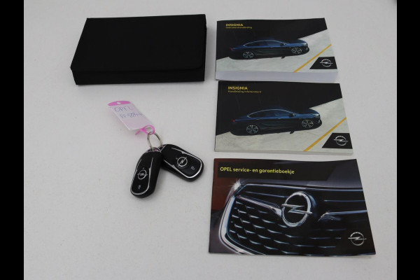 Opel Insignia 1.5 Turbo Executive | OPC Line | Matrix LED | Camera | Stuurverwarming | Carplay | Keyless | Comfortstoelen | Navigatie | Climate control | Getint glas