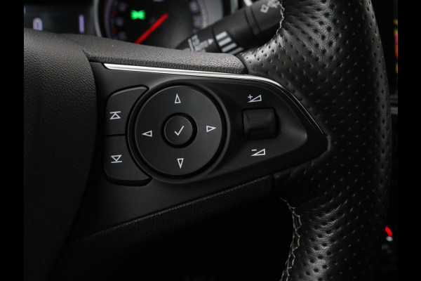 Opel Insignia 1.5 Turbo Executive | OPC Line | Matrix LED | Camera | Stuurverwarming | Carplay | Keyless | Comfortstoelen | Navigatie | Climate control | Getint glas