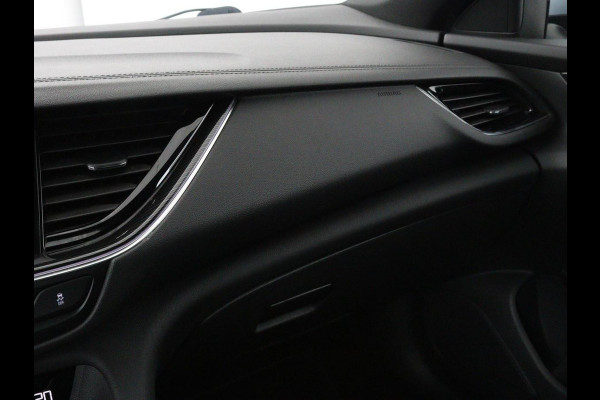 Opel Insignia 1.5 Turbo Executive | OPC Line | Matrix LED | Camera | Stuurverwarming | Carplay | Keyless | Comfortstoelen | Navigatie | Climate control | Getint glas