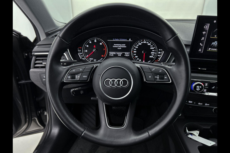 Audi A4 Limousine 35 TFSI Pro Line | 150PK | TrekH | Dealer onderH | NL-Auto | 1e eig |