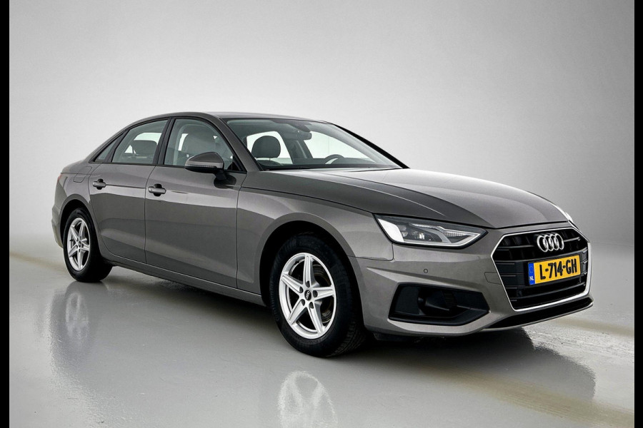 Audi A4 Limousine 35 TFSI Pro Line | 150PK | TrekH | Dealer onderH | NL-Auto | 1e eig |