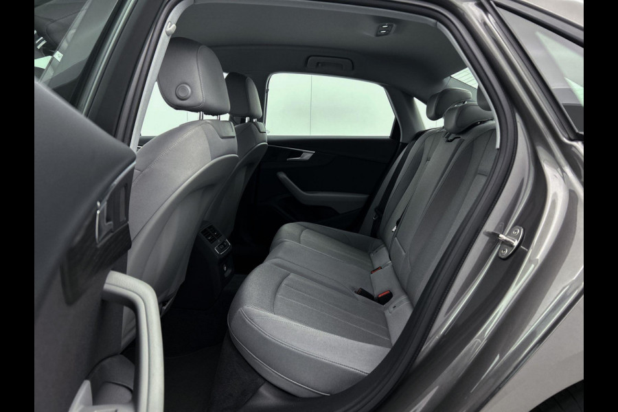 Audi A4 Limousine 35 TFSI Pro Line | 150PK | TrekH | Dealer onderH | NL-Auto | 1e eig |