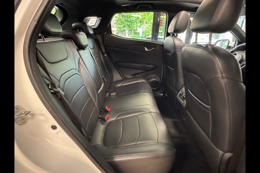 Seres 3 52kWh AUT. PANORAMADAK CAMERA 360° KEYLESS NAVIGATIE DRIVING ASSISTANCE LEDER AIRCO PDC USB LANE ASSIST