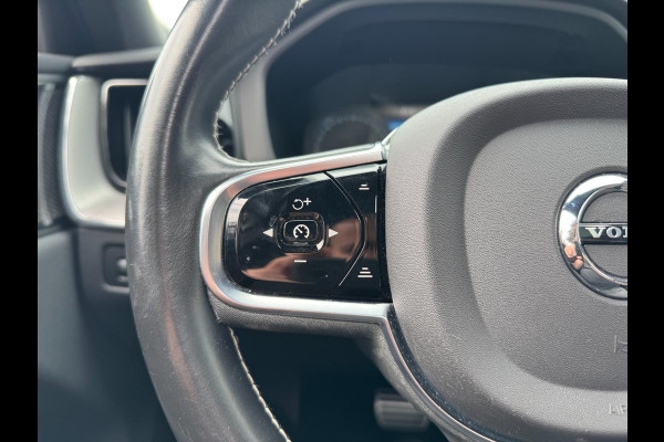 Volvo XC60 2.0 T8 Twin Engine AWD Inscription Pano Plug in Camera