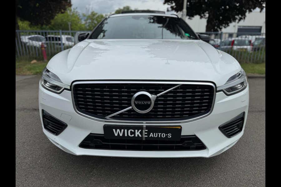 Volvo XC60 2.0 T8 Twin Engine AWD Inscription Pano Plug in Camera