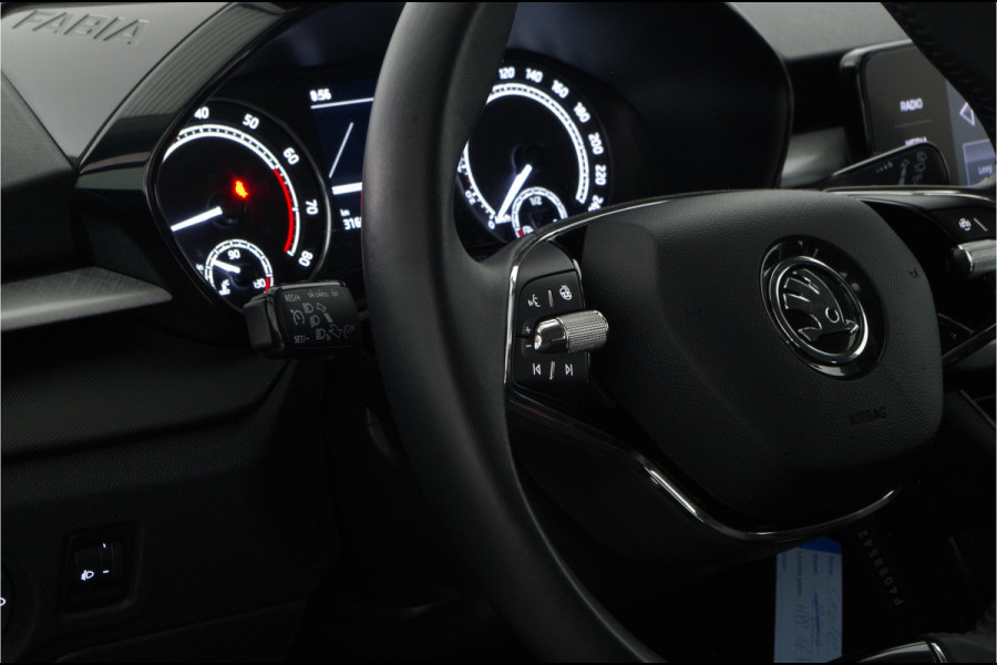 Škoda Fabia 1.0 TSI Selection 96pk > Camera/cruise/stoelverwarming/sfeerverlichting...  | 8542 |