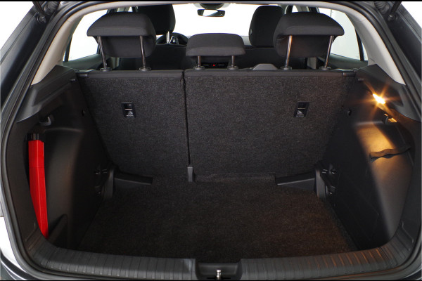 Škoda Fabia 1.0 TSI Selection 96pk > Camera/cruise/stoelverwarming/sfeerverlichting...  | 8542 |