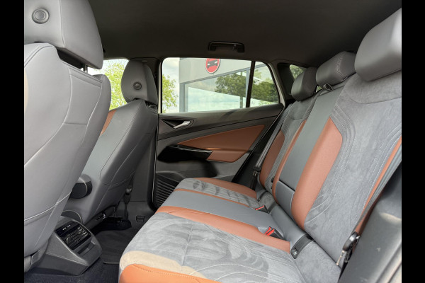 Volkswagen ID.4 First 77 kWh | Navi | Carplay | 20 Inch |