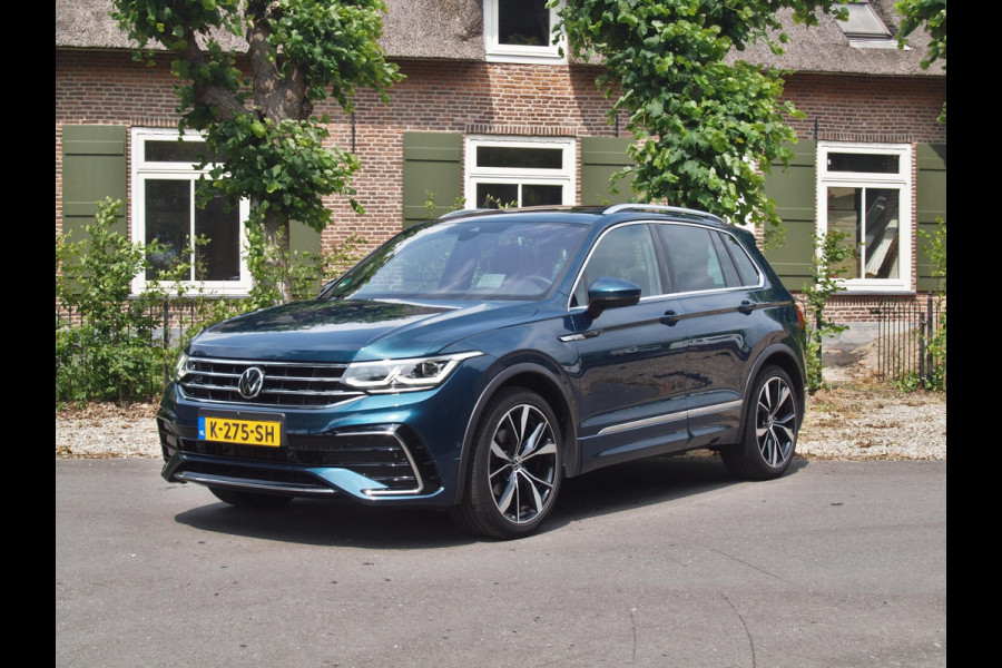 Volkswagen Tiguan 1.5 TSI R-Line Business+ | 360° Camera | Panoramadak | IQ Light | NL-Auto | Harman Kardon |