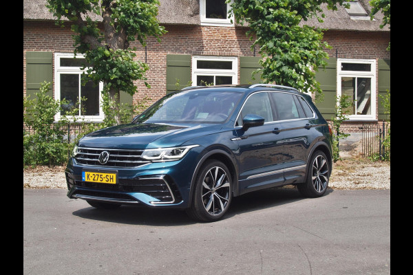 Volkswagen Tiguan 1.5 TSI R-Line Business+ | 360° Camera | Panoramadak | IQ Light | NL-Auto | Harman Kardon |
