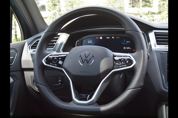 Volkswagen Tiguan 1.5 TSI R-Line Business+ | 360° Camera | Panoramadak | IQ Light | NL-Auto | Harman Kardon |