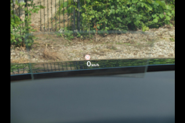 Volkswagen Tiguan 1.5 TSI R-Line Business+ | 360° Camera | Panoramadak | IQ Light | NL-Auto | Harman Kardon |