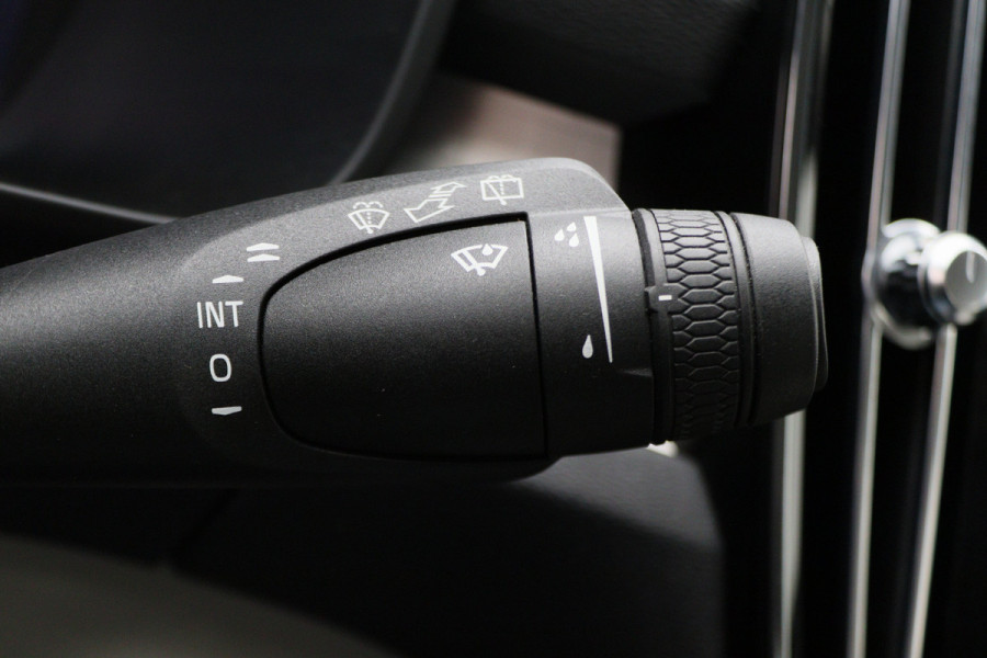 Volvo XC40 1.5 T5 Recharge Inscription Leer, ACC, Virtual Cockpit, Apple Carplay, Camera, LED, PDC