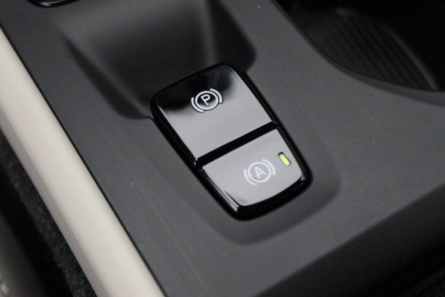Volvo XC40 1.5 T5 Recharge Inscription Leer, ACC, Virtual Cockpit, Apple Carplay, Camera, LED, PDC