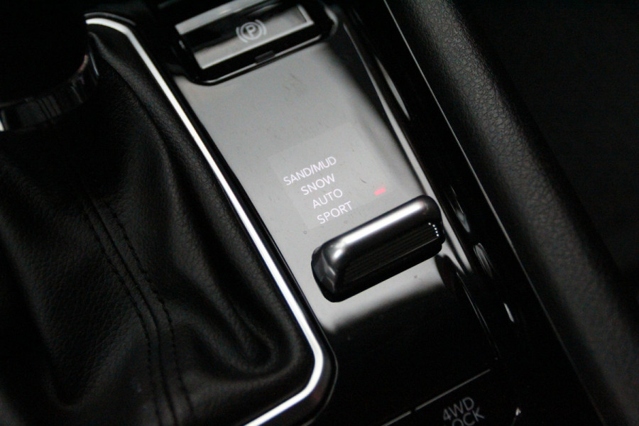 Jeep Compass 4xe 240 Plug-in Hybrid Electric S | Winterpack | Lederen bekleding | 19" lichtmetalen velgen | Apple/Android Carplay