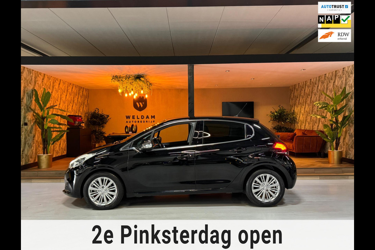 Peugeot 208 1.2 PureTech Allure Garantie Camera PDC Cruise Clima Navi LED Rijklaar Peugeot 208 1.2 PureTech Allure Garantie Camera PDC Cruise Clima Navi LED Rijklaar