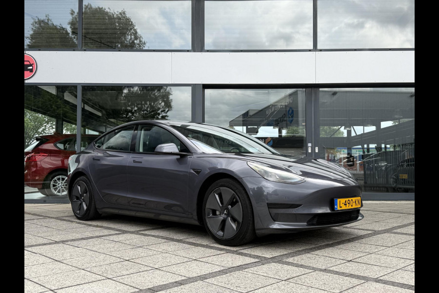 Tesla Model 3 Range Plus RWD | Autopilot | Panorama | Leder |