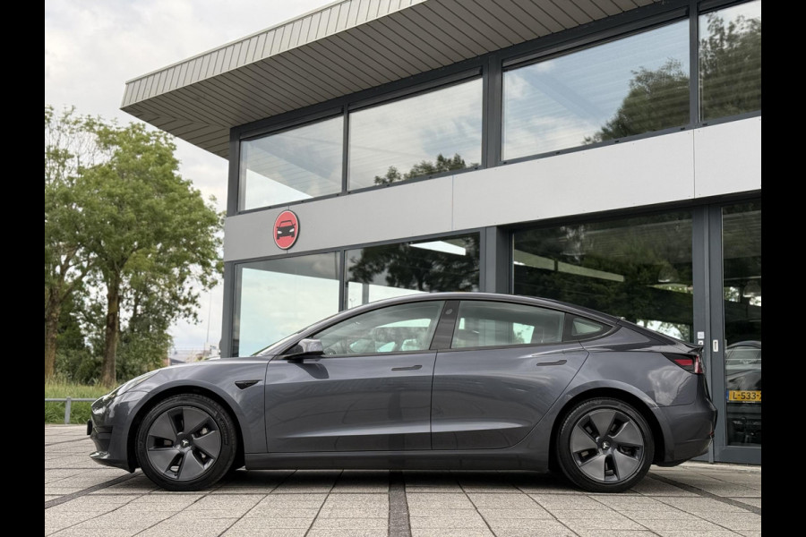 Tesla Model 3 Range Plus RWD | Autopilot | Panorama | Leder |