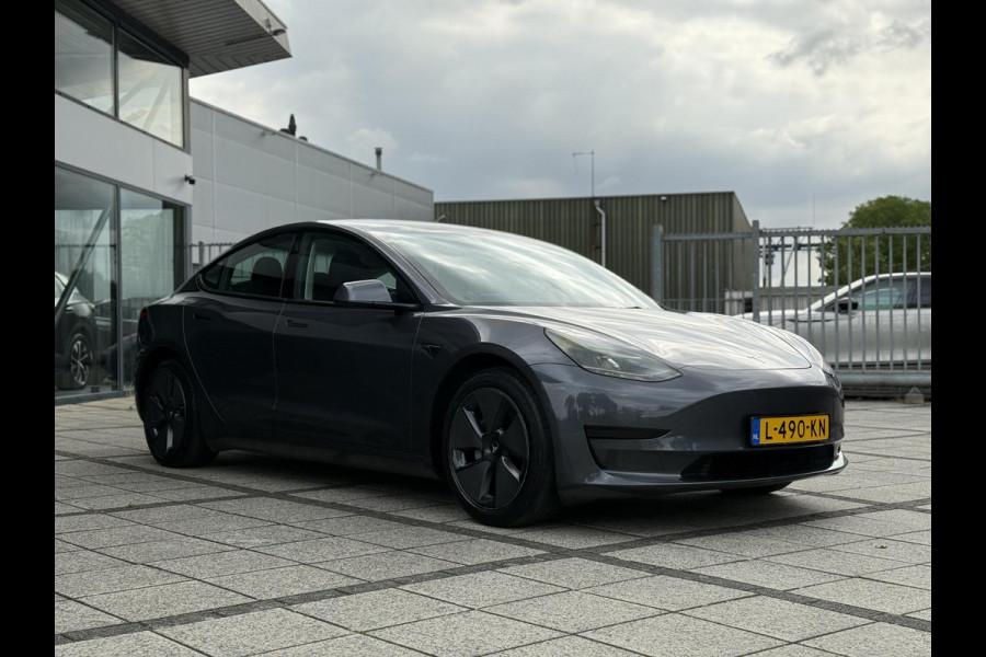 Tesla Model 3 Range Plus RWD | Autopilot | Panorama | Leder |