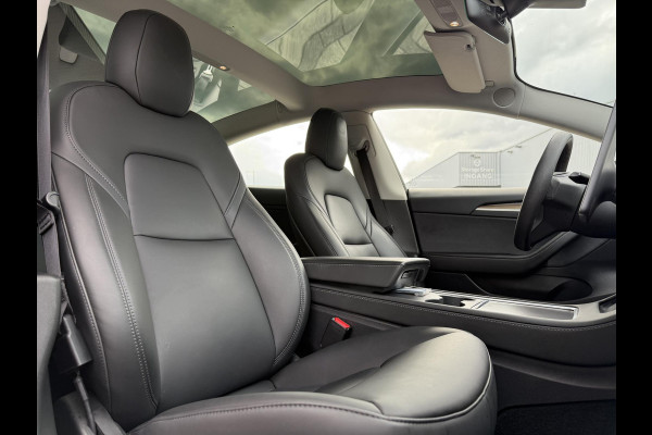 Tesla Model 3 Range Plus RWD | Autopilot | Panorama | Leder |