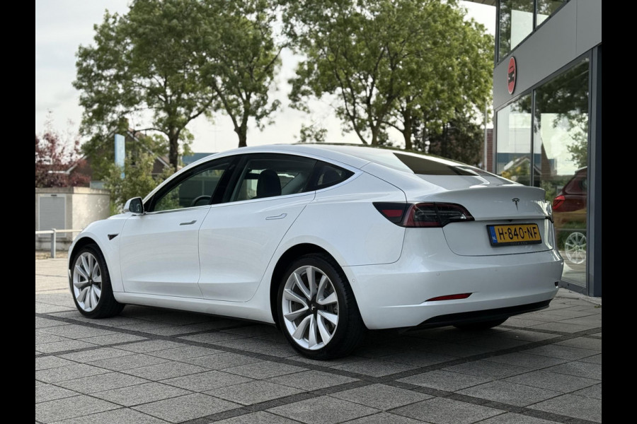 Tesla Model 3 Range Plus RWD | Autopilot | Panorama | Leder |