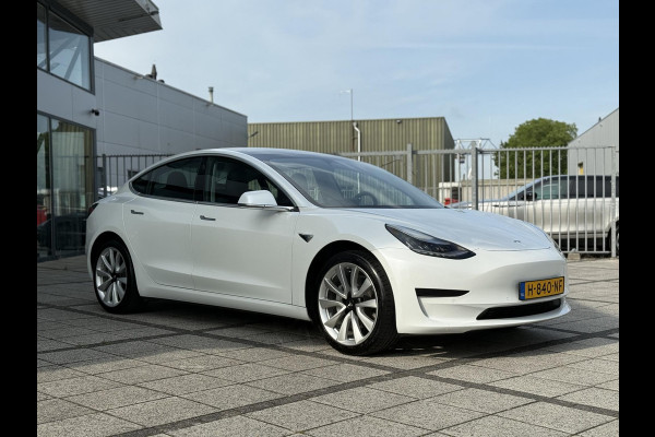 Tesla Model 3 Range Plus RWD | Autopilot | Panorama | Leder |