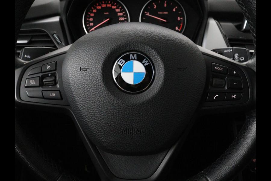 BMW 2 Serie Gran Tourer 218d Advantage | Sportstoelen | Stoelverwarming | Navigatie | Bluetooth | Parkeerhulp | Climate control | Cruise control