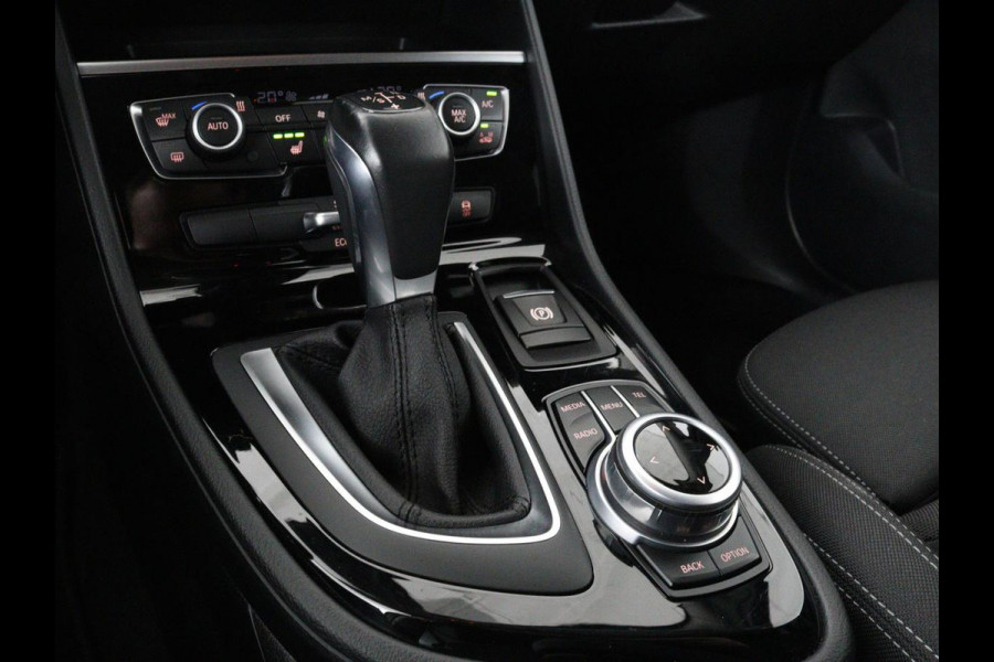 BMW 2 Serie Gran Tourer 218d Advantage | Sportstoelen | Stoelverwarming | Navigatie | Bluetooth | Parkeerhulp | Climate control | Cruise control
