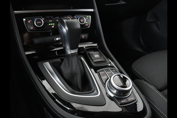 BMW 2 Serie Gran Tourer 218d Advantage | Sportstoelen | Stoelverwarming | Navigatie | Bluetooth | Parkeerhulp | Climate control | Cruise control