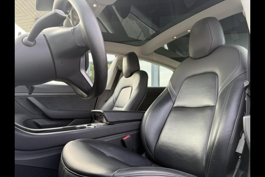 Tesla Model 3 Range Plus RWD | Autopilot | Panorama | Leder |