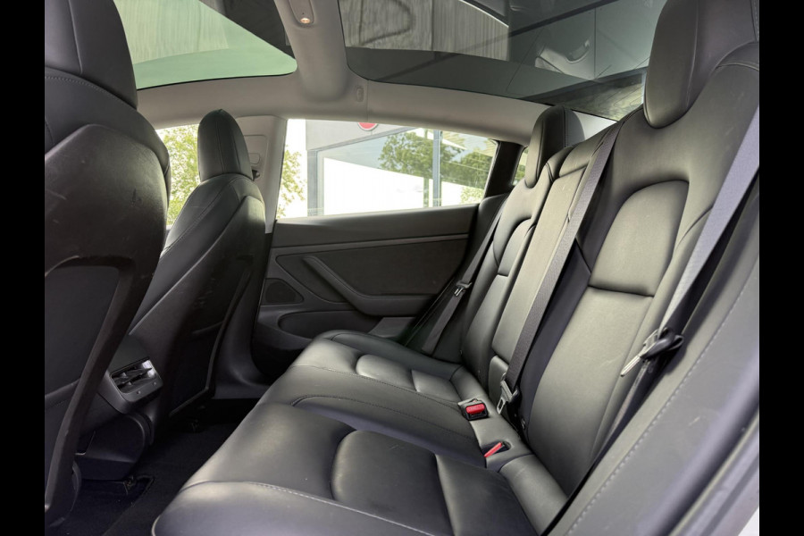 Tesla Model 3 Range Plus RWD | Autopilot | Panorama | Leder |