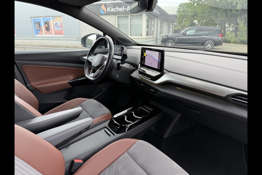 Volkswagen ID.4 First 77 kWh Navi | Camera | ECC