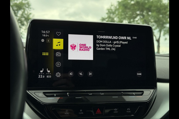 Volkswagen ID.4 First 77 kWh Navi | Camera | ECC