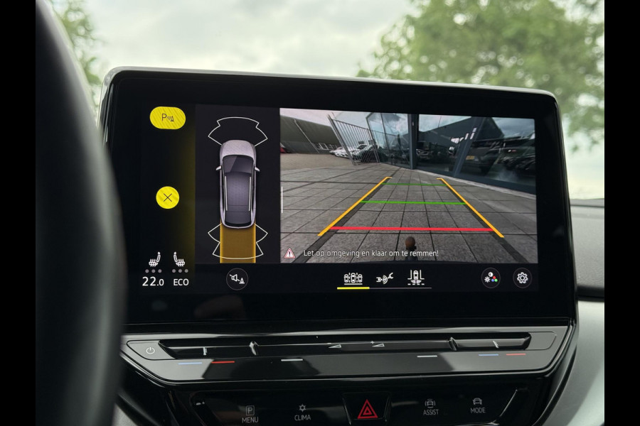 Volkswagen ID.4 First 77 kWh Navi | Camera | ECC