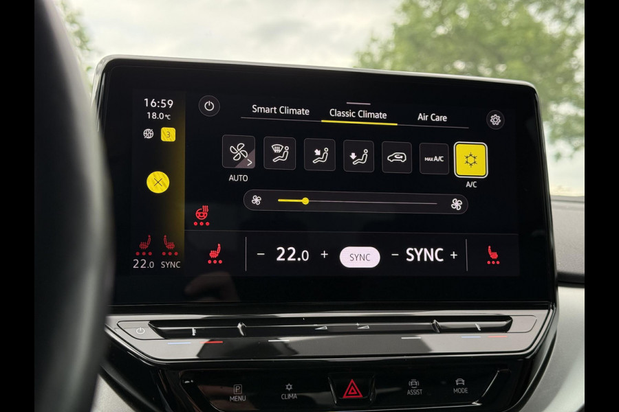 Volkswagen ID.4 First 77 kWh Navi | Camera | ECC