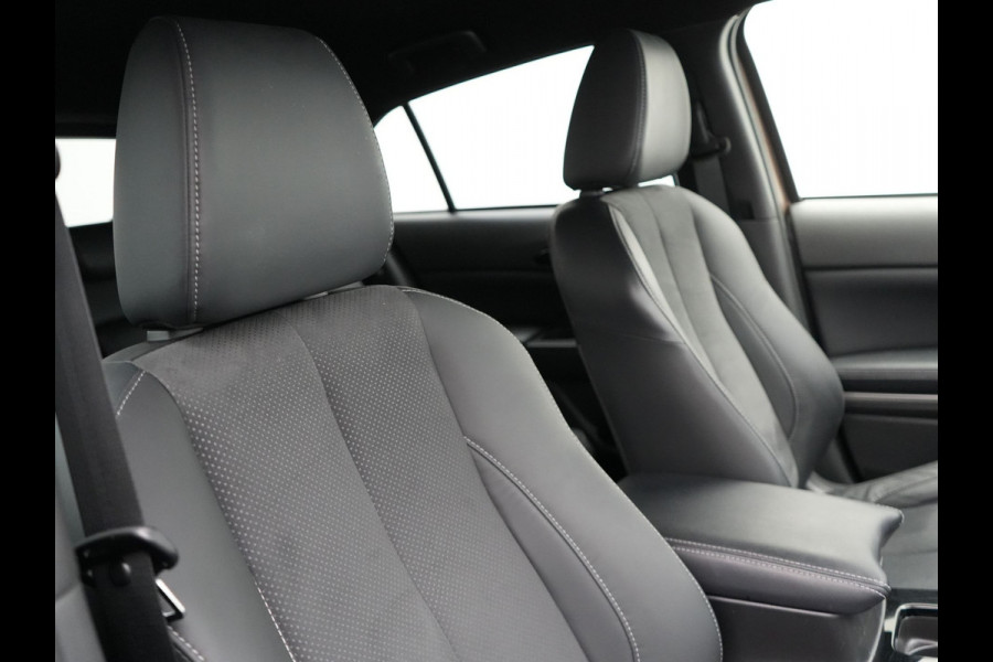 Mitsubishi Eclipse Cross 2.4 Business Intense+ Plug In Hybrid PHEV | Adaptive Cruise | 360 Camera | Keyless | Alcantara Sportstoelen Verwarmd | Navi Full Map | BLIS | Apple Carplay |
