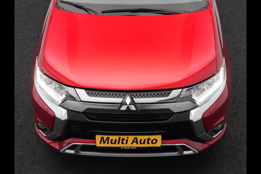 Mitsubishi Outlander 2.4 Intense Plug In Hybrid 225pk Dealer O.H. PHEV | Alcantara Sportstoelen | Trekhaak Afneembaar | Navigatie | Camera | Apple Carplay | DAB | L.M. 18" | Climate Control | Cruise Control | Stoelverwarming |