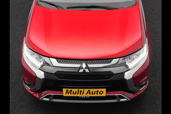 Mitsubishi Outlander 2.4 Intense Plug In Hybrid 225pk Dealer O.H. PHEV | Alcantara Sportstoelen | Trekhaak Afneembaar | Navigatie | Camera | Apple Carplay | DAB | L.M. 18" | Climate Control | Cruise Control | Stoelverwarming |