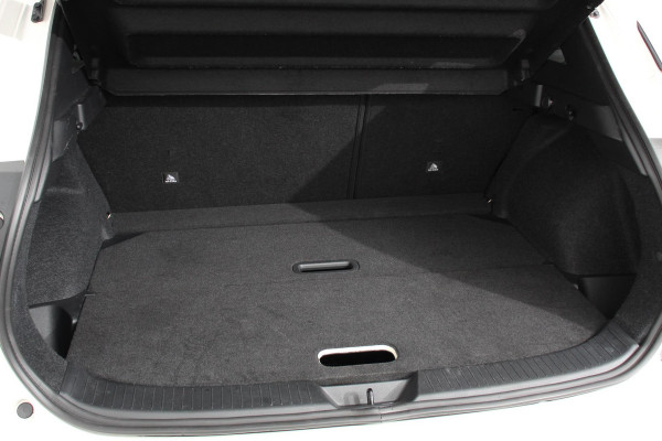 Nissan QASHQAI 1.3 MHEV Xtronic N-Connecta Navigatie Climate Control Camera 360 Verwarmde voorstoelen Adaptive Cruise Control