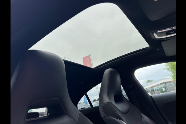 Mercedes-Benz CLA-Klasse 180 d Premium Plus AMG PANO/Nightpakket