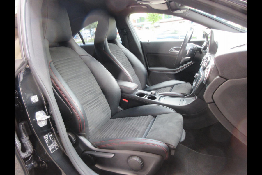 Mercedes-Benz CLA-Klasse 200 AMG Automaat Xenon Led Navi Leer