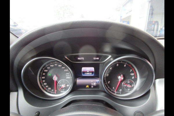Mercedes-Benz CLA-Klasse 200 AMG Automaat Xenon Led Navi Leer