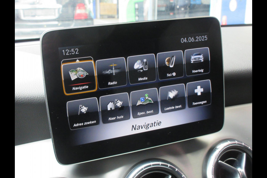 Mercedes-Benz CLA-Klasse 200 AMG Automaat Xenon Led Navi Leer