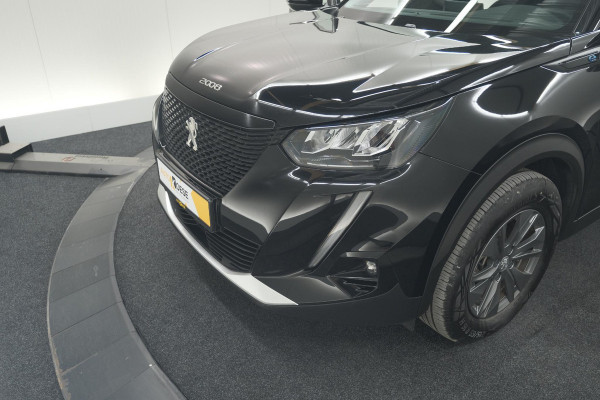 Peugeot e-2008 EV Active Pack 50 kWh | Camera | Navigatie | Parkeersensoren | Climate Control