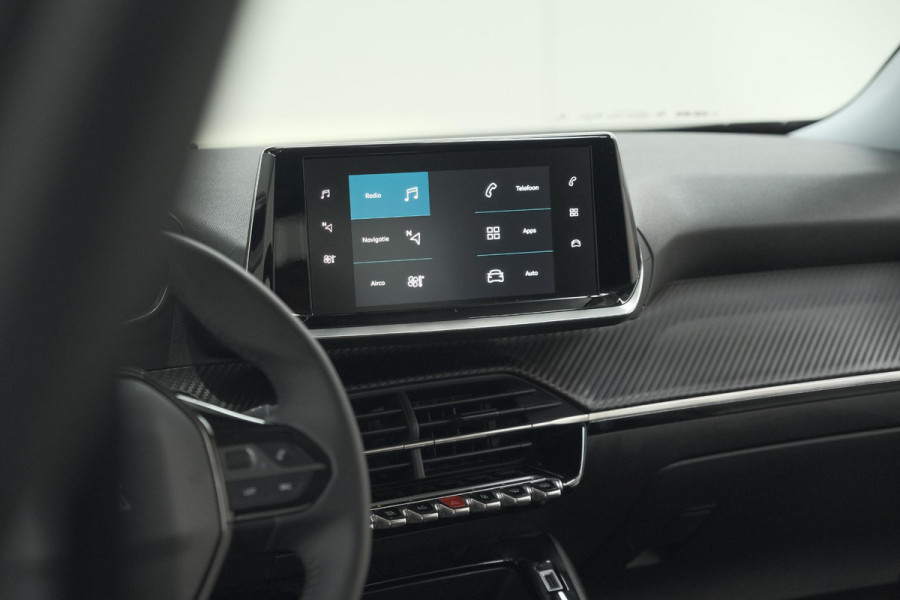 Peugeot e-2008 EV Active Pack 50 kWh | Camera | Navigatie | Parkeersensoren | Climate Control